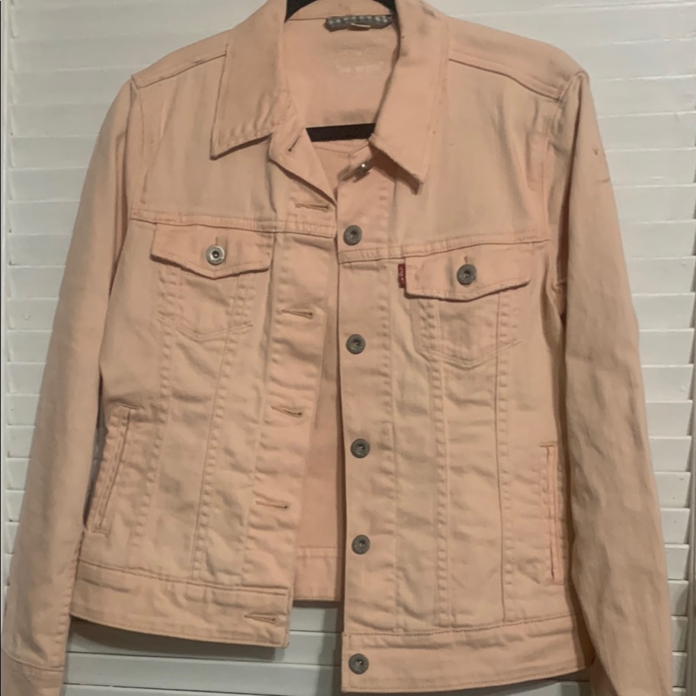 Levi Strauss & Co. Pale pink jean jacket size M BEAUTIFUL COLOR!!!
